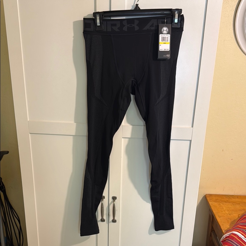 Under Armour Black Compression Leggings